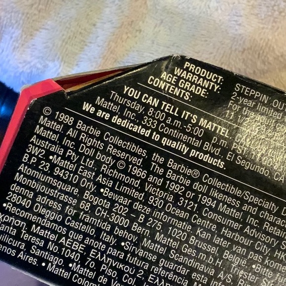 Vintage Mattel 1998 collector edition stepping out Barbie doll - Picture 9 of 9